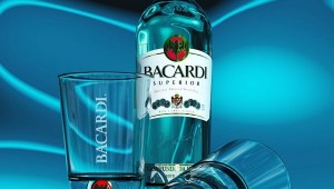 Фото: Бутылка рома «Bacardi».