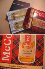 Фото: Презервативы с запахом виски (Whisky flavoured condoms).