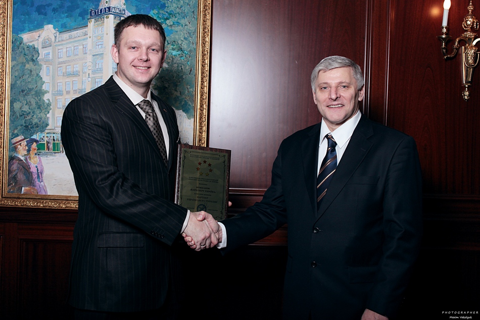 Фото: Вадим Клец и Евгений Самарцев на вручении «Hospitality Excellence Award».