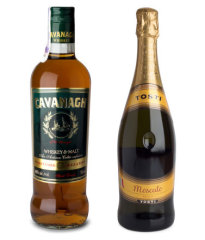 Фото: Виски «Cavanagh» и шампанское «Tosti Moscato»