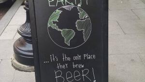 Фото: Берегите Землю… это единственное место, где варят пиво!