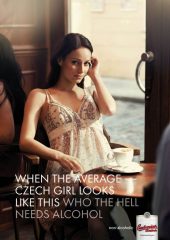 Фото: Когда средняя чешская девушка выглядит так, кому нужен алкоголь? (Budweiser)