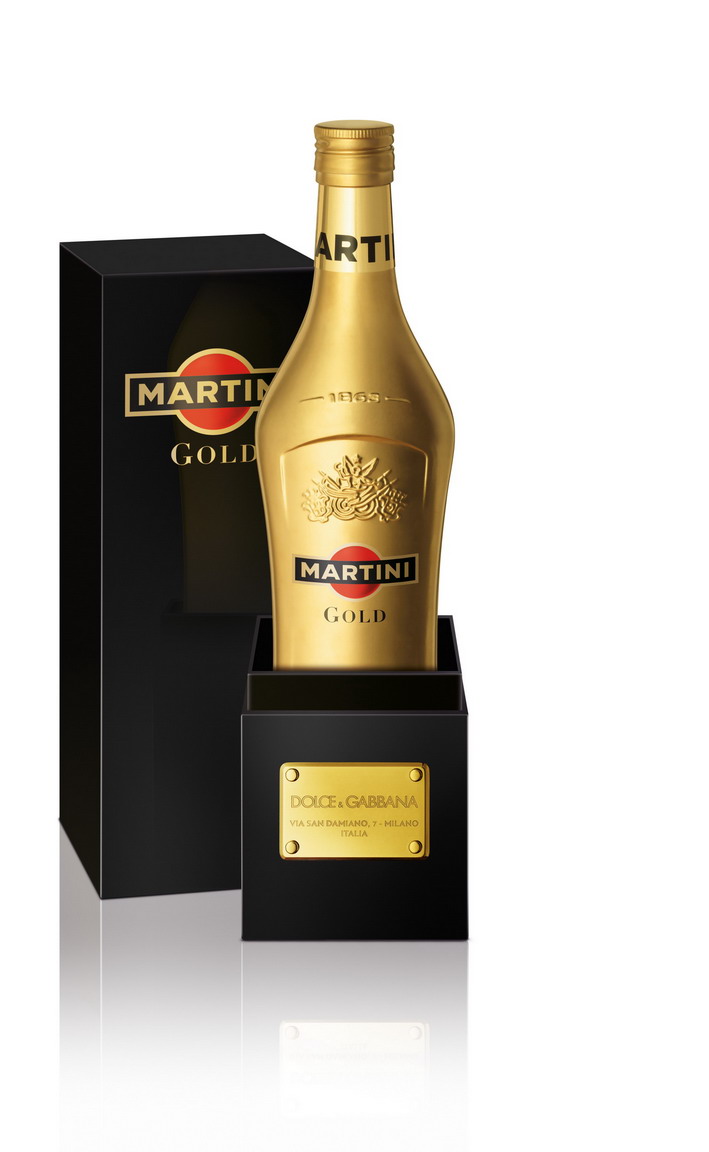 Фото: Бутылка «Martini Gold» by Dolce&Gabbana
