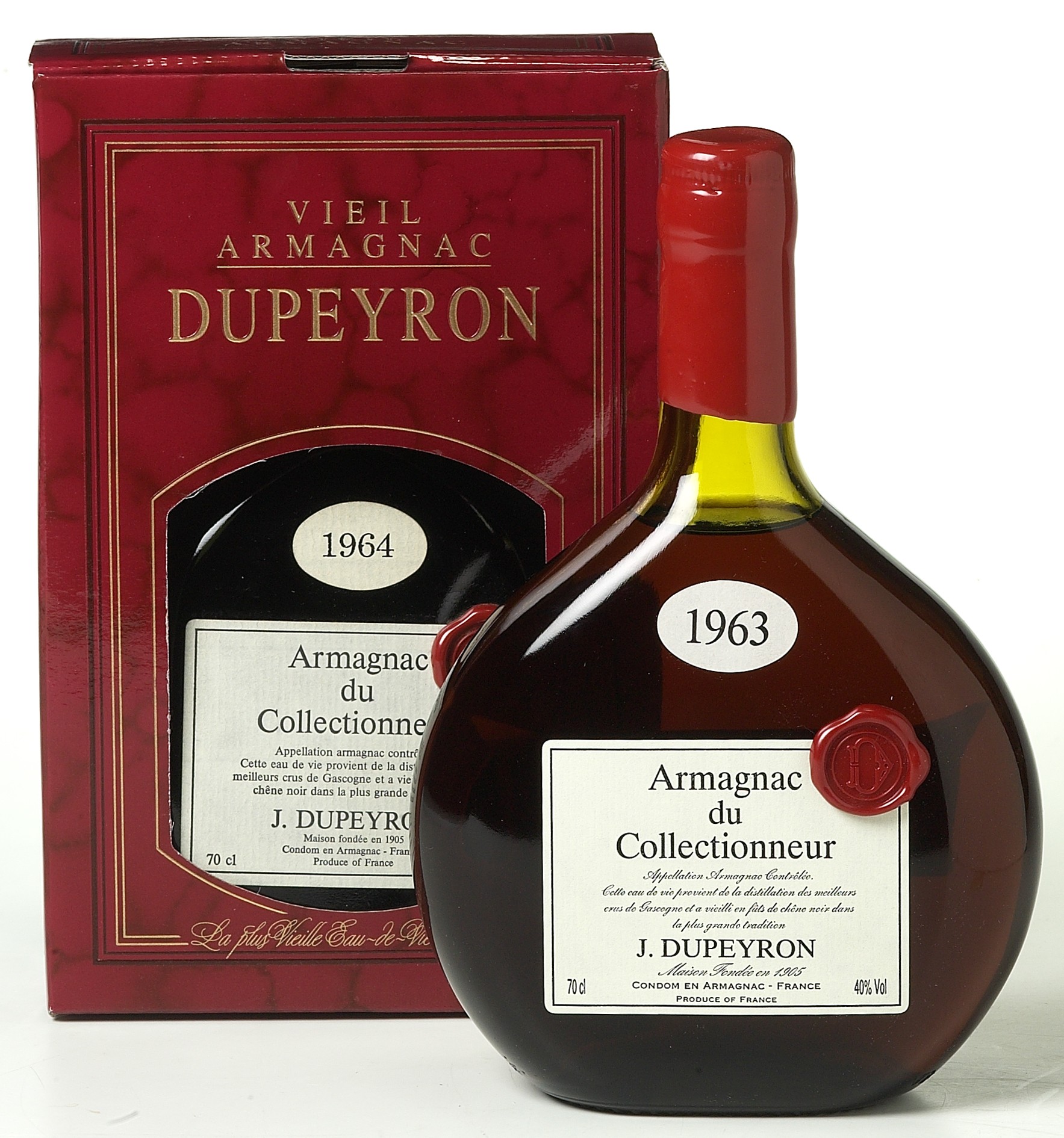 Фото: Бутылка арманьяка «1960 Dupeyron Collectionneur Spirits».