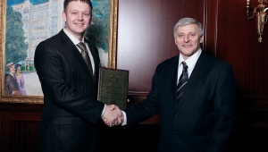 Фото: Вадим Клец и Евгений Самарцев на вручении «Hospitality Excellence Award».